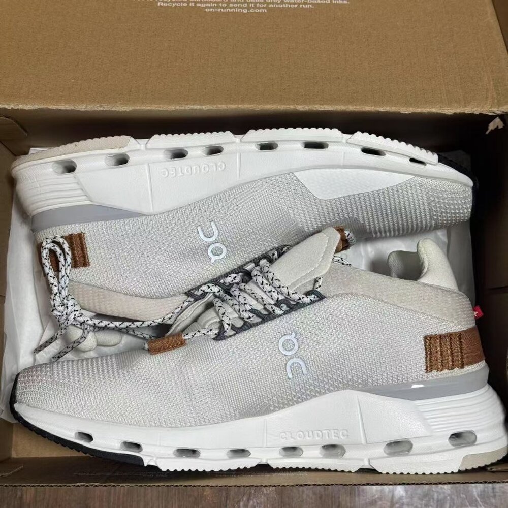 on running cloudnova sneakers white pearl